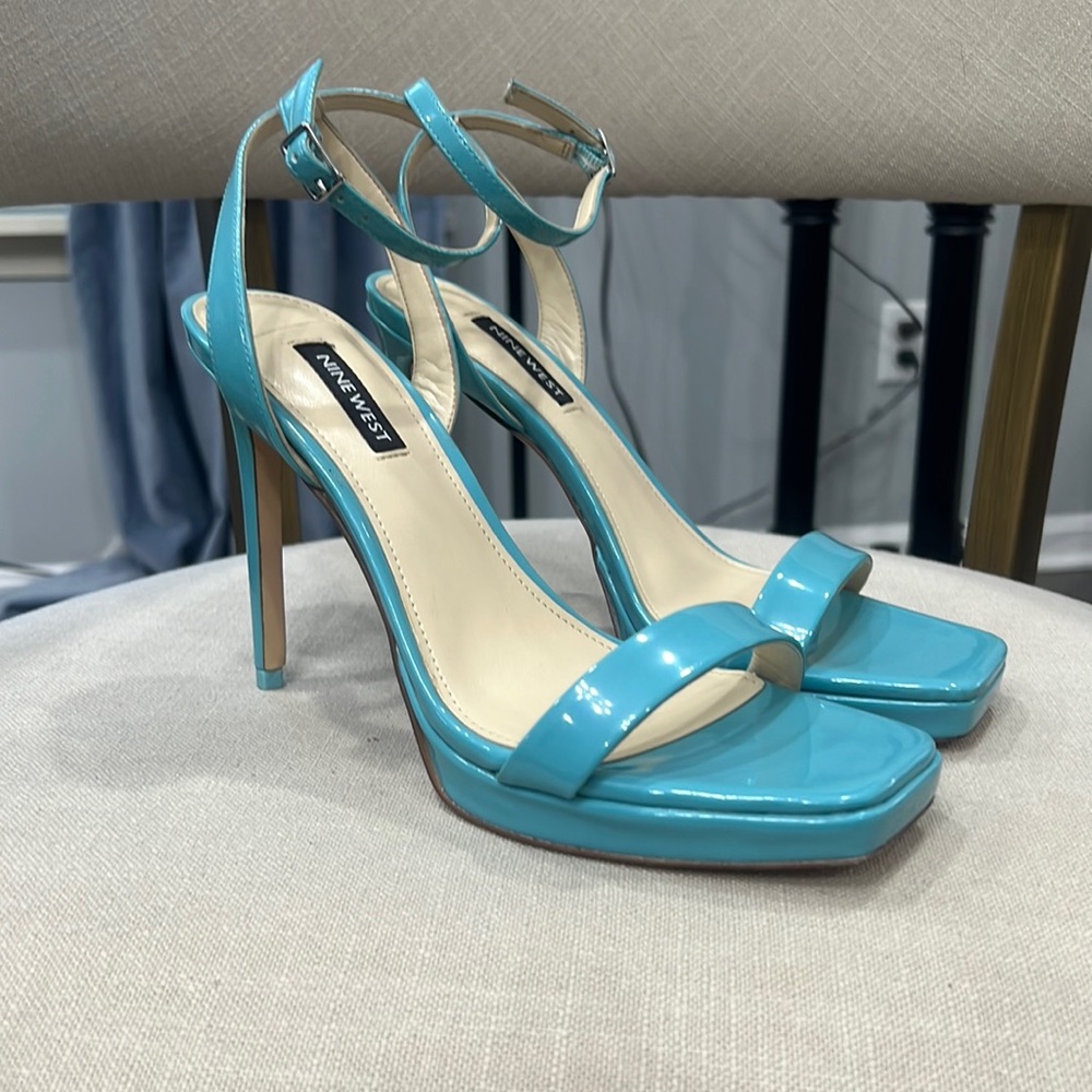 Nine West Zadie 3 Vintage Blue Patent Nudist Sandal Size 8